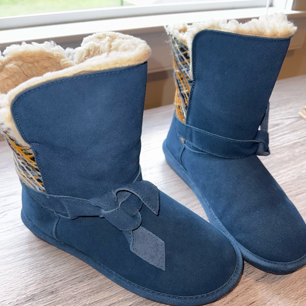 BearPaw Blue and Patterned Winter Boots